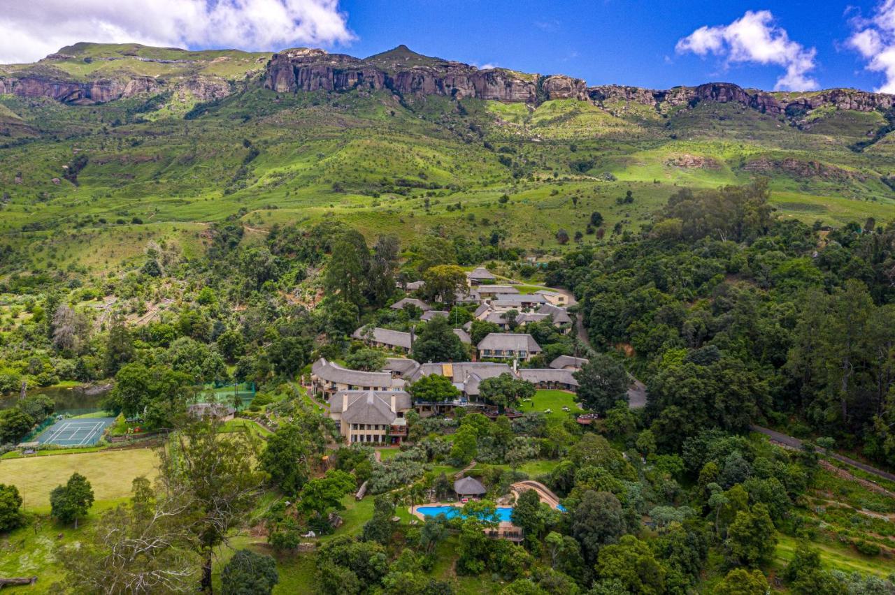 Cavern Resort & Spa Bergville Esterno foto