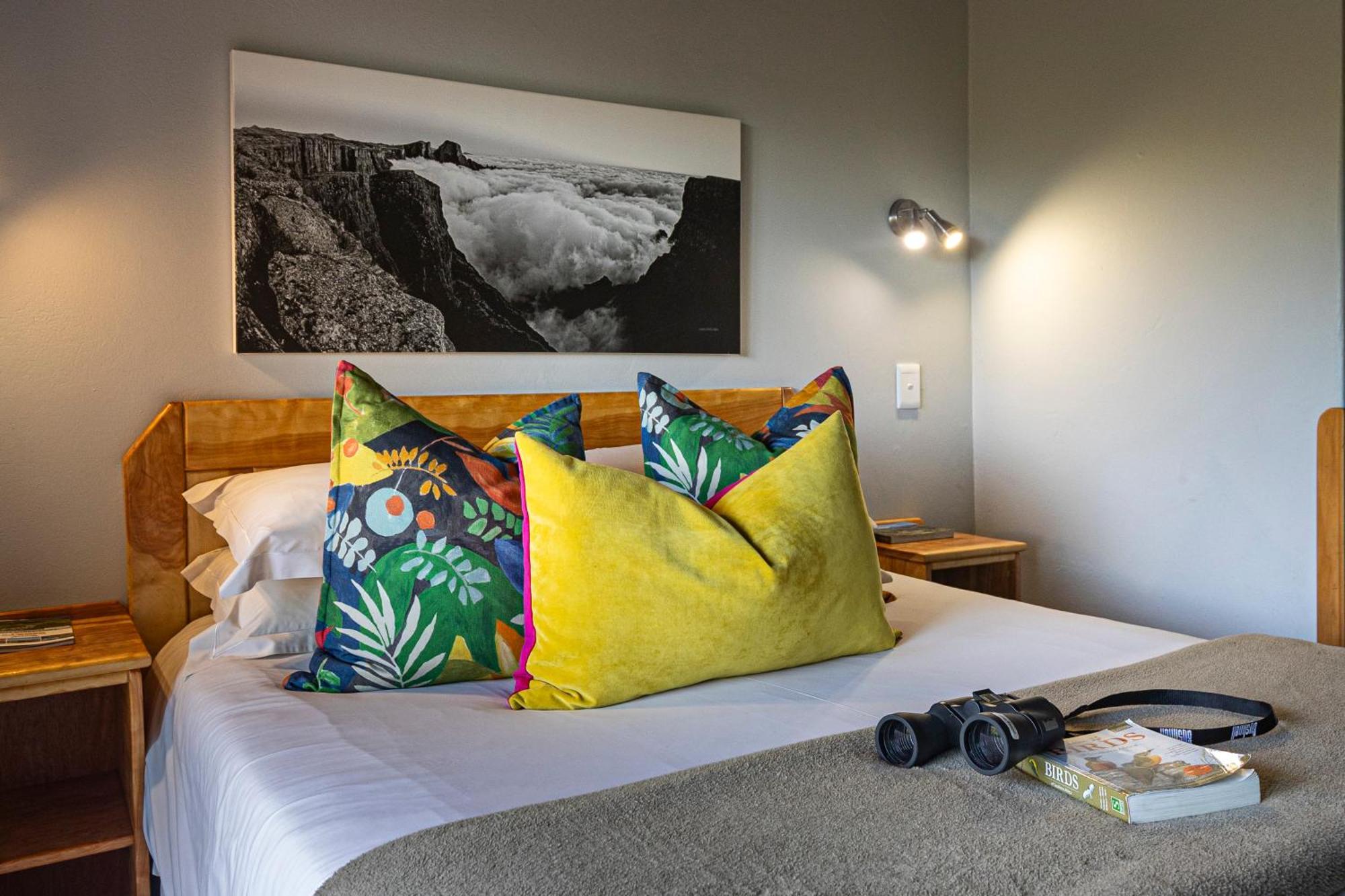Cavern Resort & Spa Bergville Esterno foto