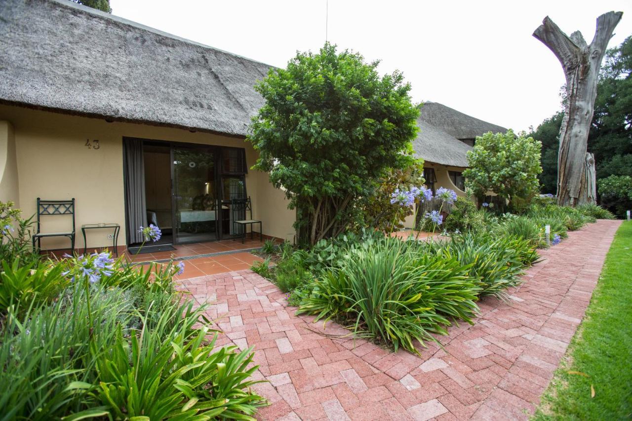 Cavern Resort & Spa Bergville Esterno foto